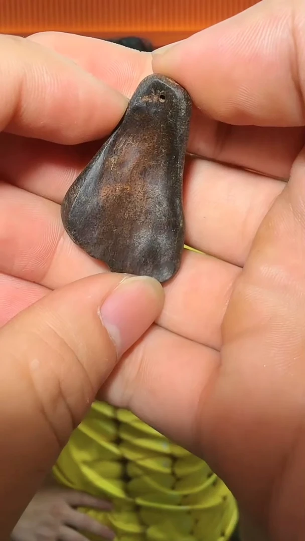 沉香吊坠51号包头多样性发一