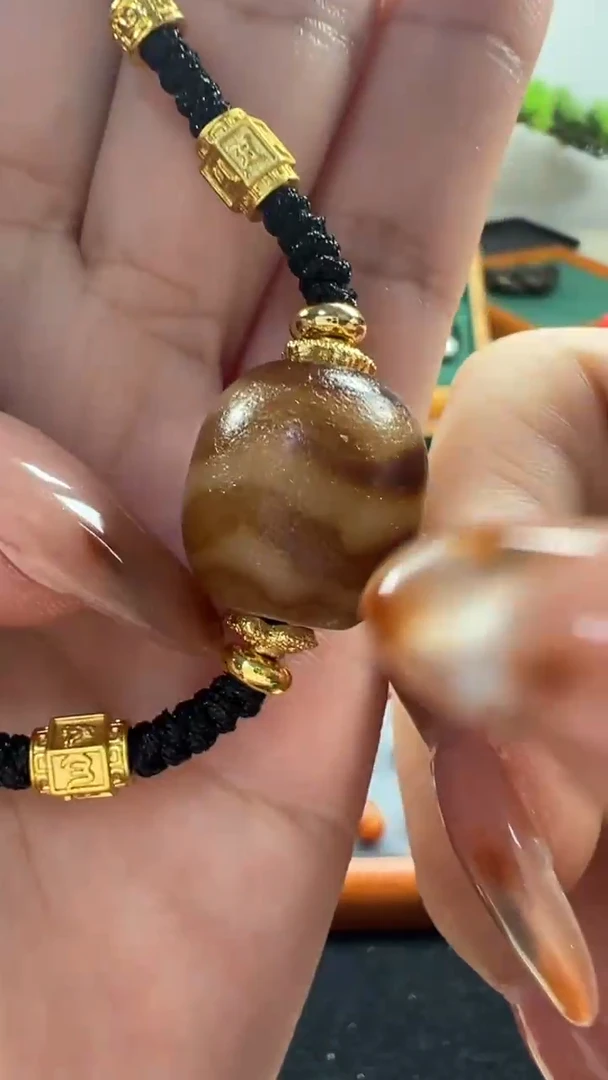 玛瑙/玉髓（覆膜）颈饰未镶嵌31.（微瑕随机发货）