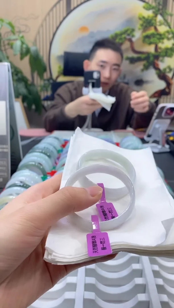 【闪购商品】翡翠手镯未镶嵌0000014820