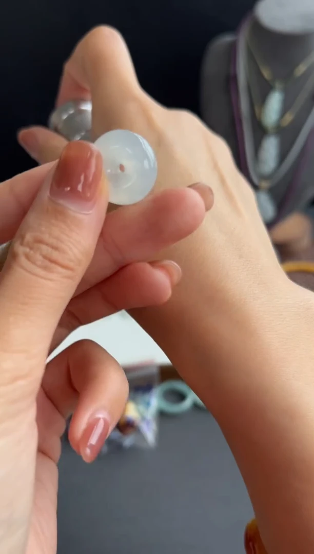 翡翠未镶嵌颈饰812买断