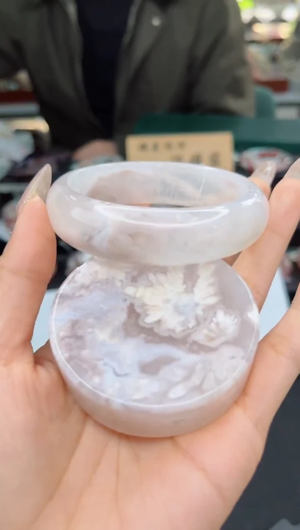 【闪购商品】石英质玉手镯未镶嵌61圈口（不退不换）1536253