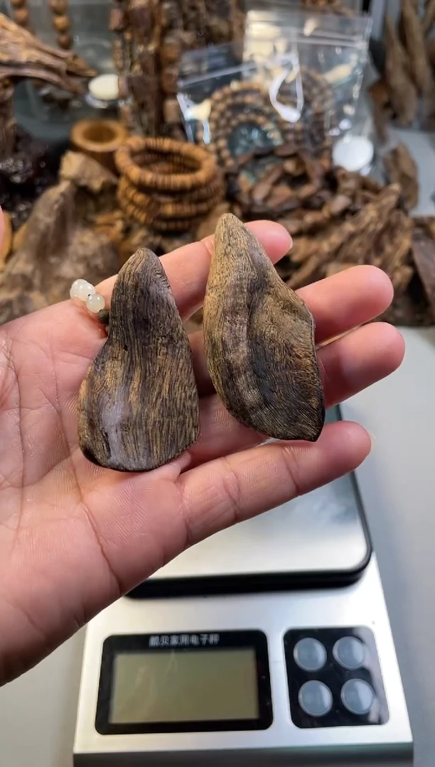 【闪购商品】沉香沉香碎屑沉香   土沉沉香   土沉