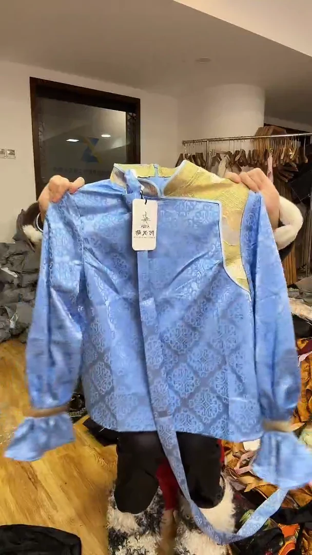 XL码     110-120斤   衬衣