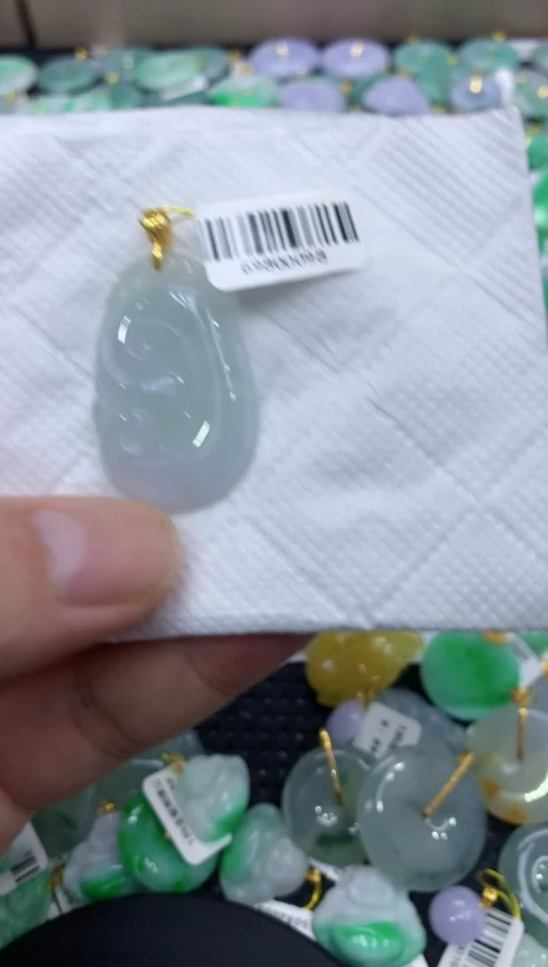 颈饰未镶嵌翡翠天然缅甸翡翠A货