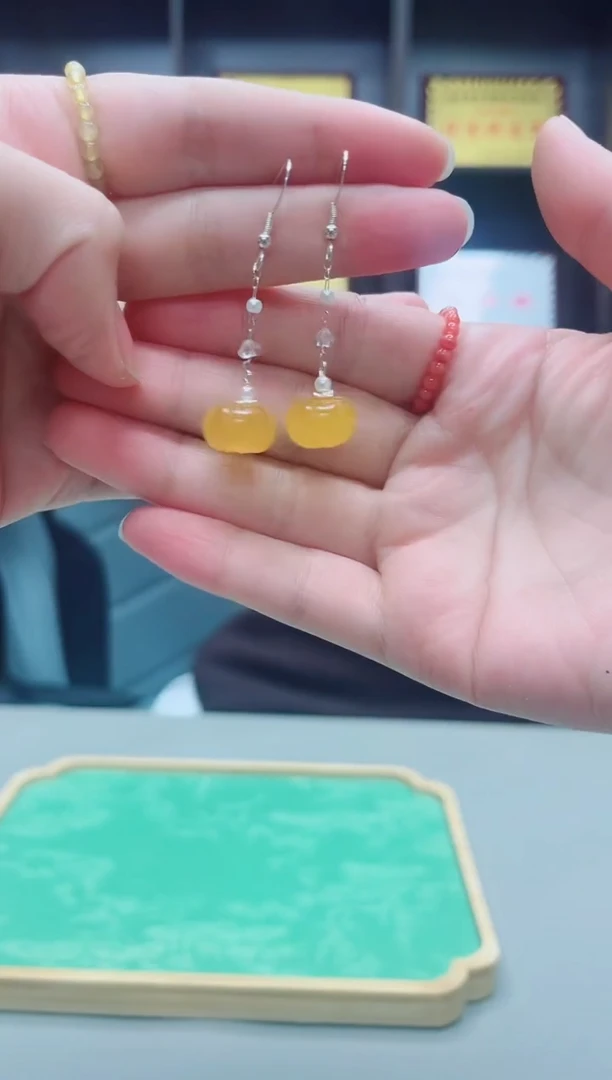 未镶嵌耳饰玛瑙/玉髓W06