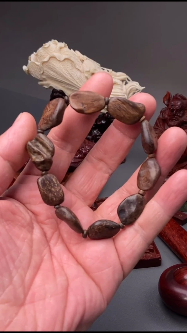 沉香手串芽庄随型沉水手串