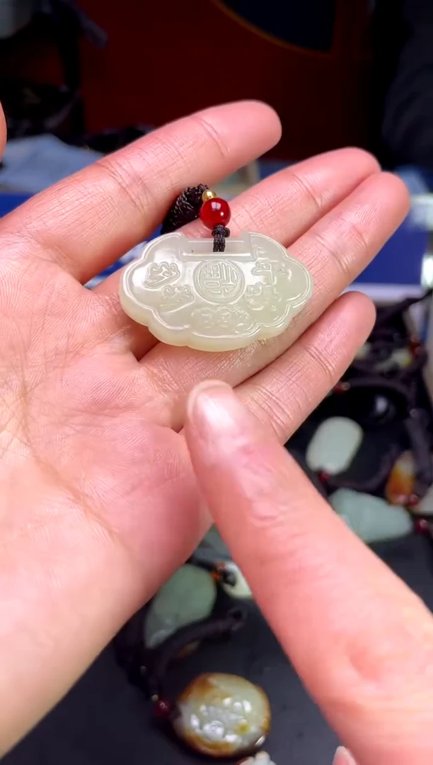 【闪购商品】和田玉颈饰未镶嵌123