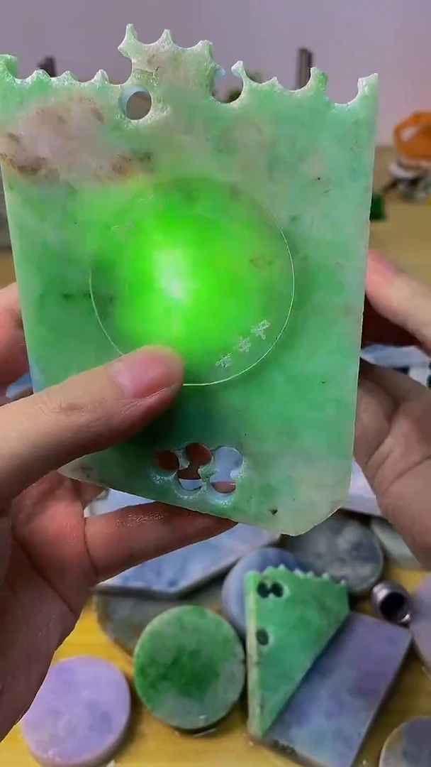 翡翠裸石天然A货缅甸翡翠高品质边角料553