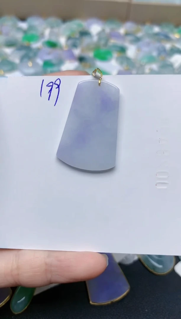 【闪购商品】翡翠颈饰18K金镶嵌天然翡翠A货