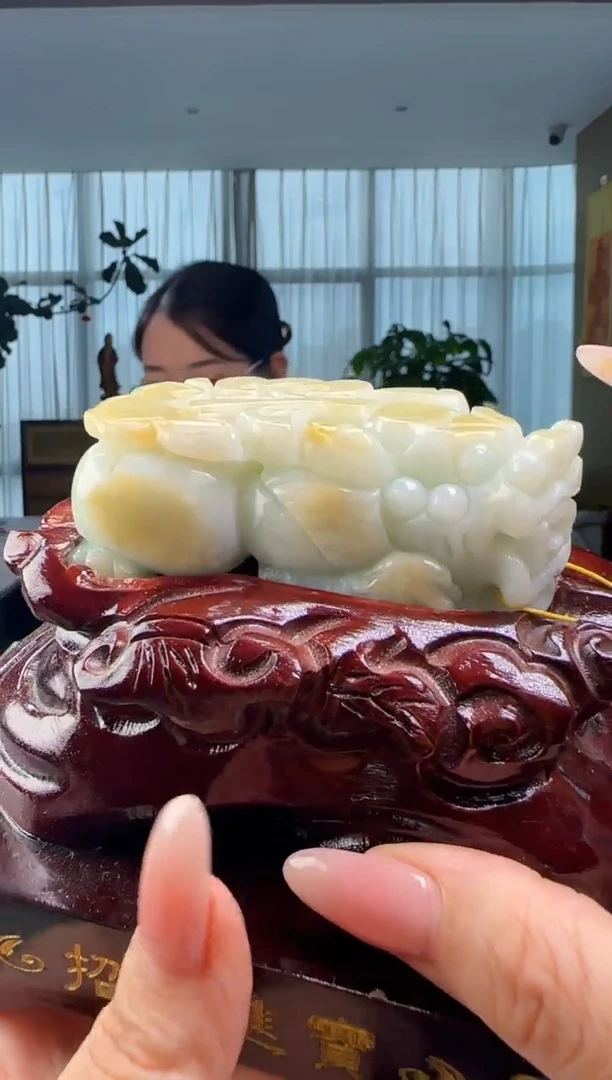 颈饰未镶嵌翡翠配底座YJ@@960Q3J13139