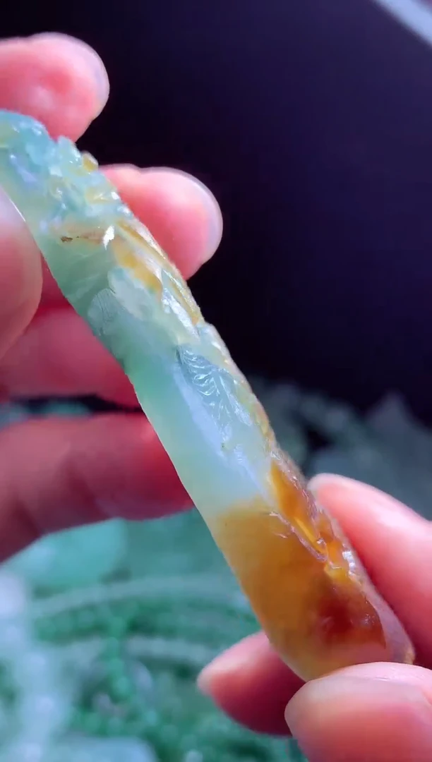 定制翡翠未镶嵌翡翠毛货定制