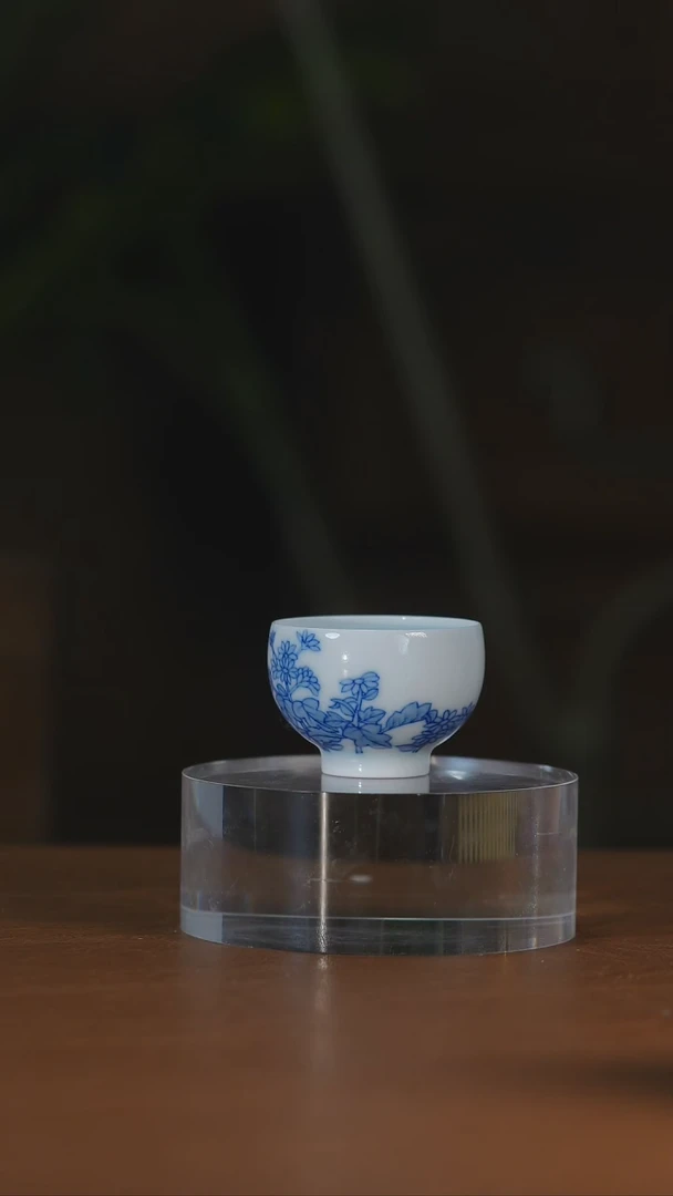 青花描银菊花单杯