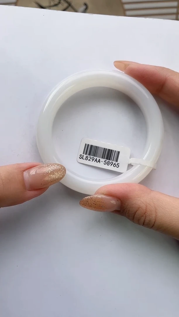 未镶嵌手镯和田玉55+