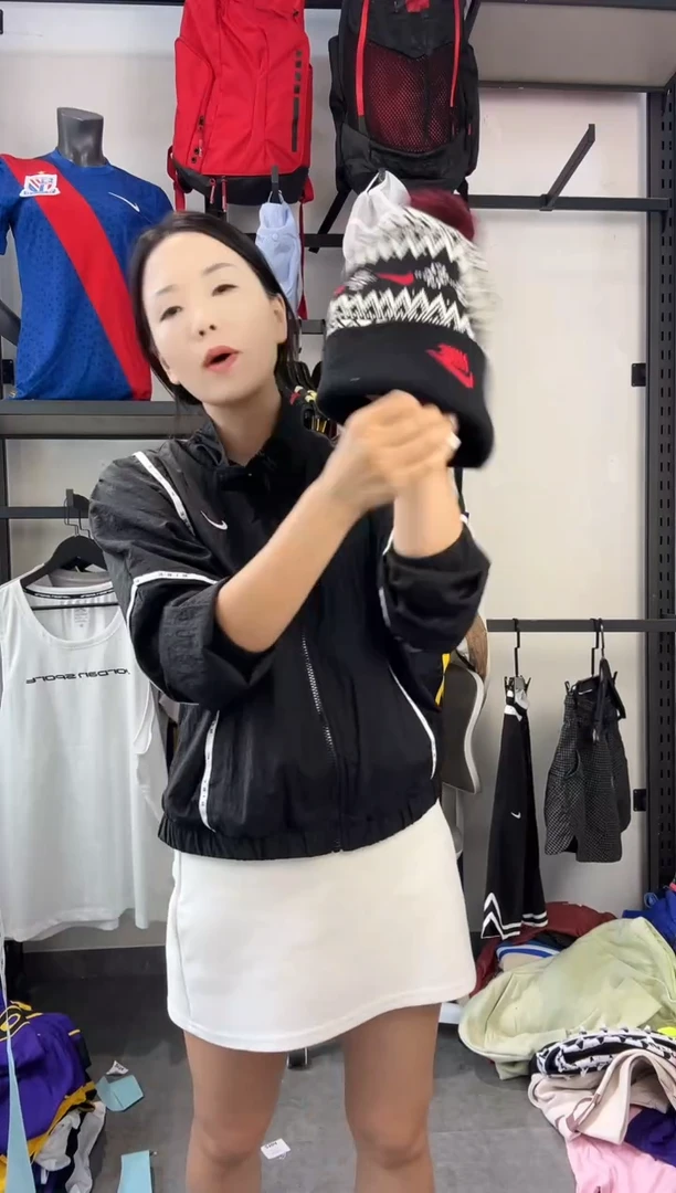 135编码 瑕疵款直播间过款为准 尺码