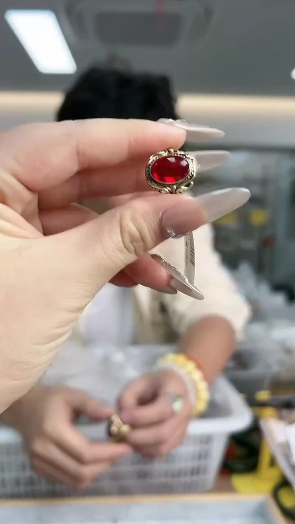 【闪购商品】血珀戒指未镶嵌血珀