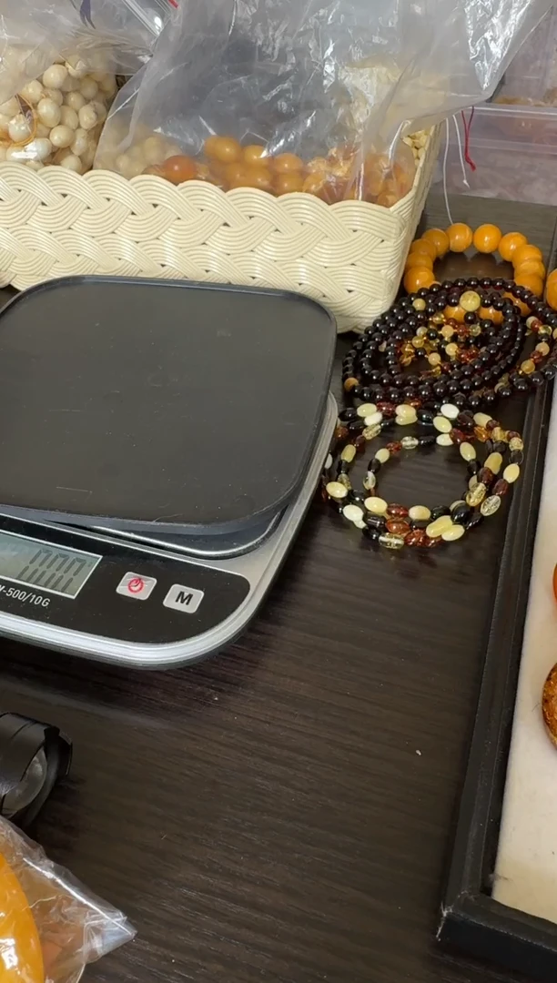 未镶嵌颈饰蜜蜡蜜蜡串