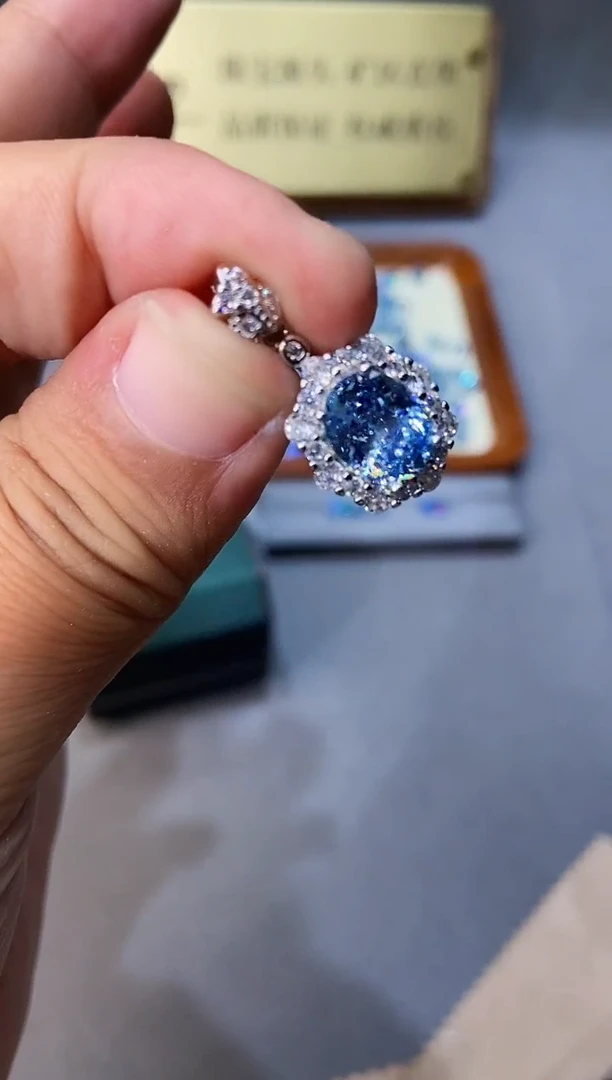 海蓝宝石颈饰银S925镶嵌.....