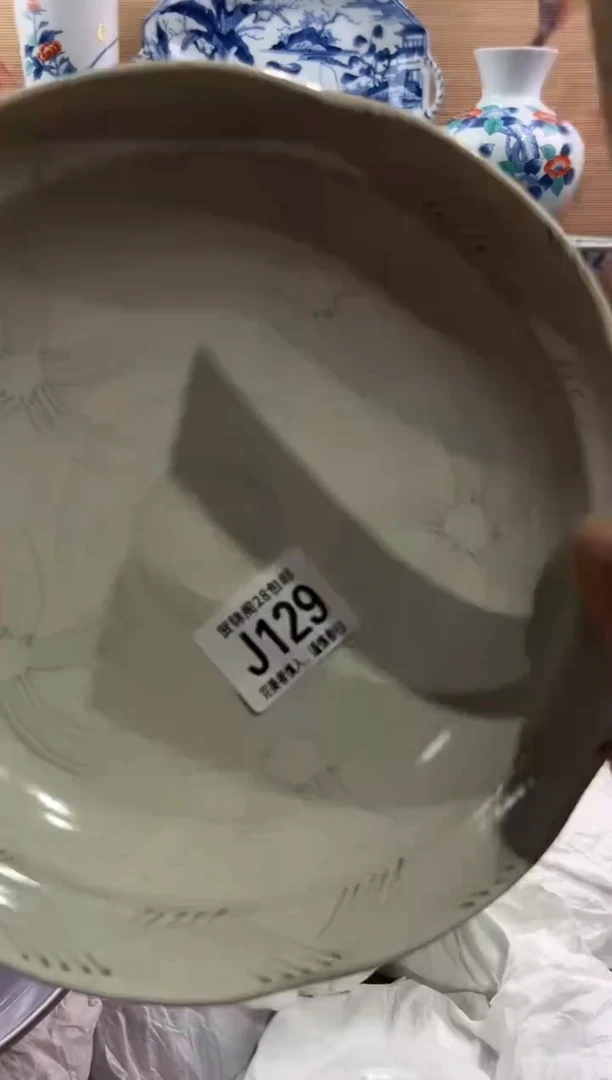 瓷片         J129