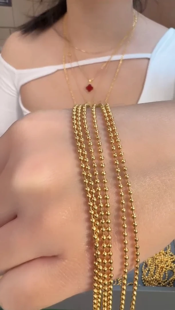 50长爱心抽拉光面珠珠 4.13 （附带礼盒包装）