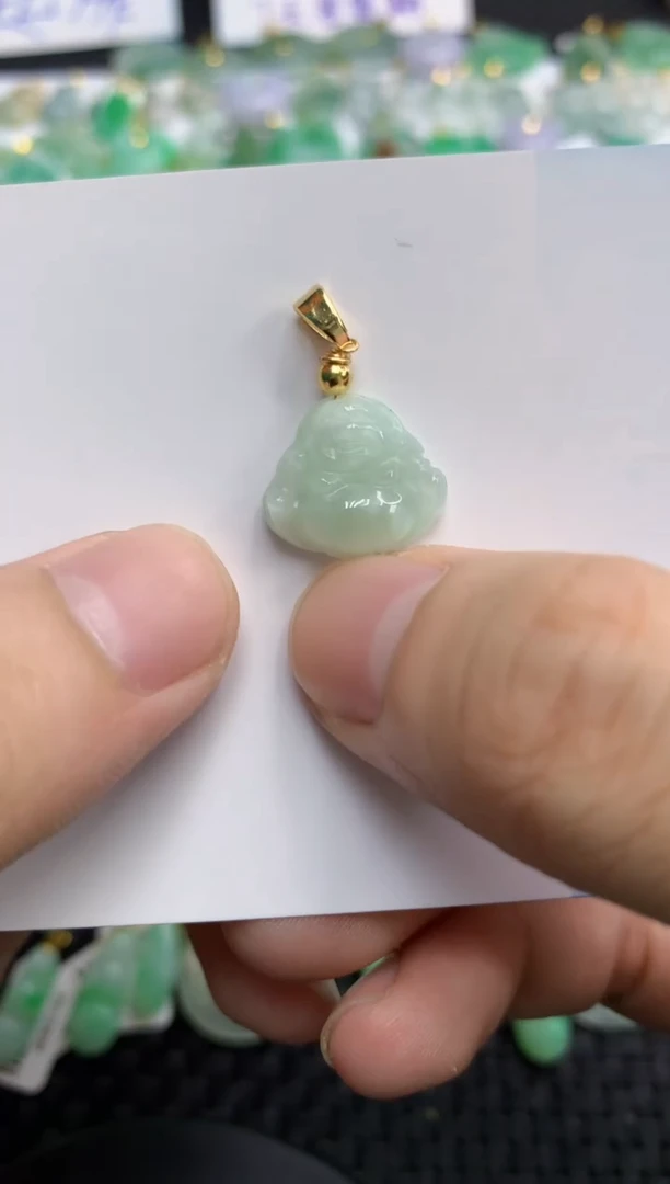 翡翠未镶嵌颈饰1111111111