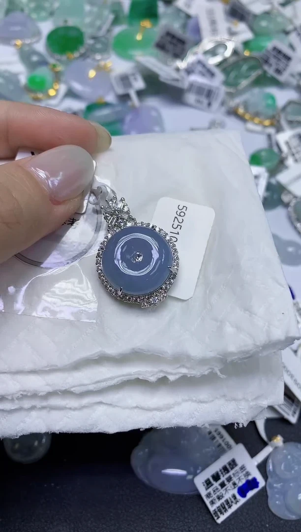 颈饰未镶嵌翡翠天然缅甸翡翠A货百元以上9元证书费自理