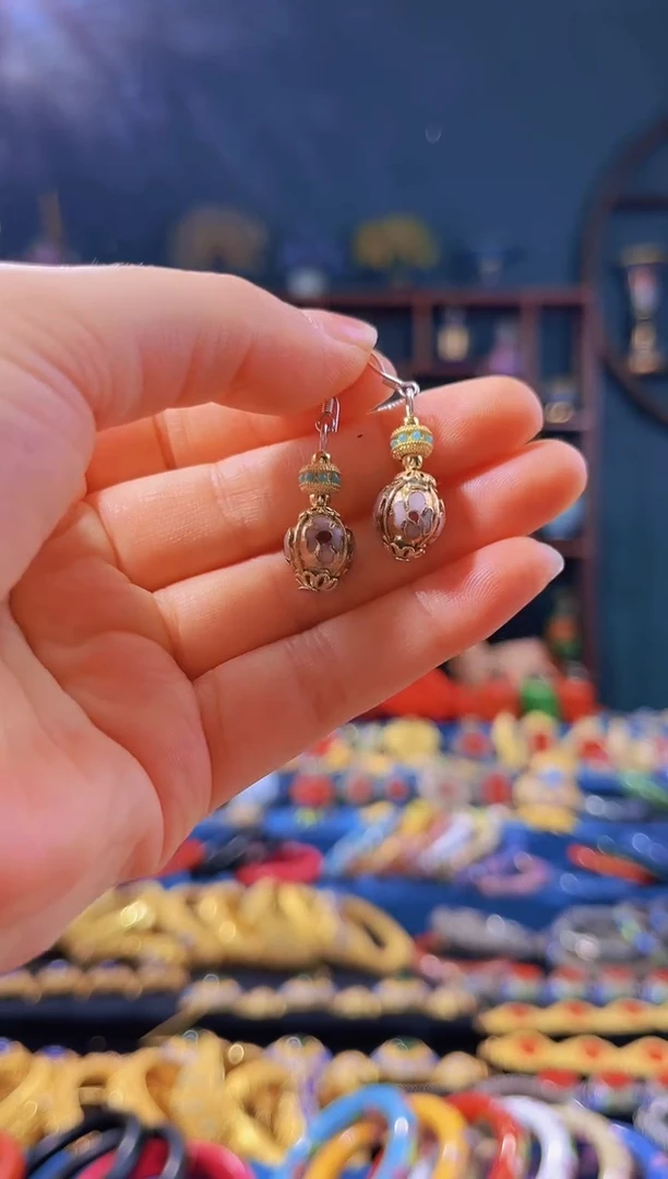 【闪购商品】非遗绝技 景泰蓝金地瓜棱耳环