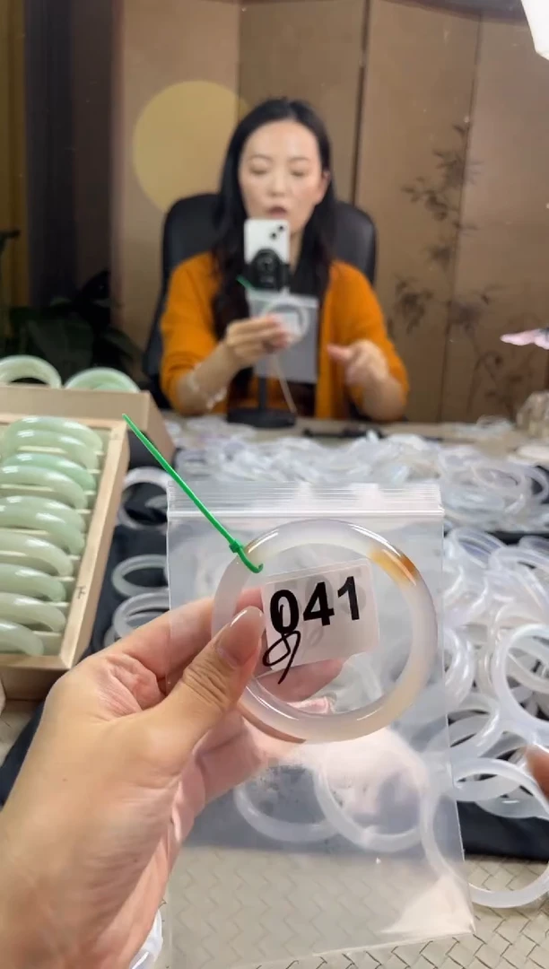 手镯玛瑙/玉髓未镶嵌041
