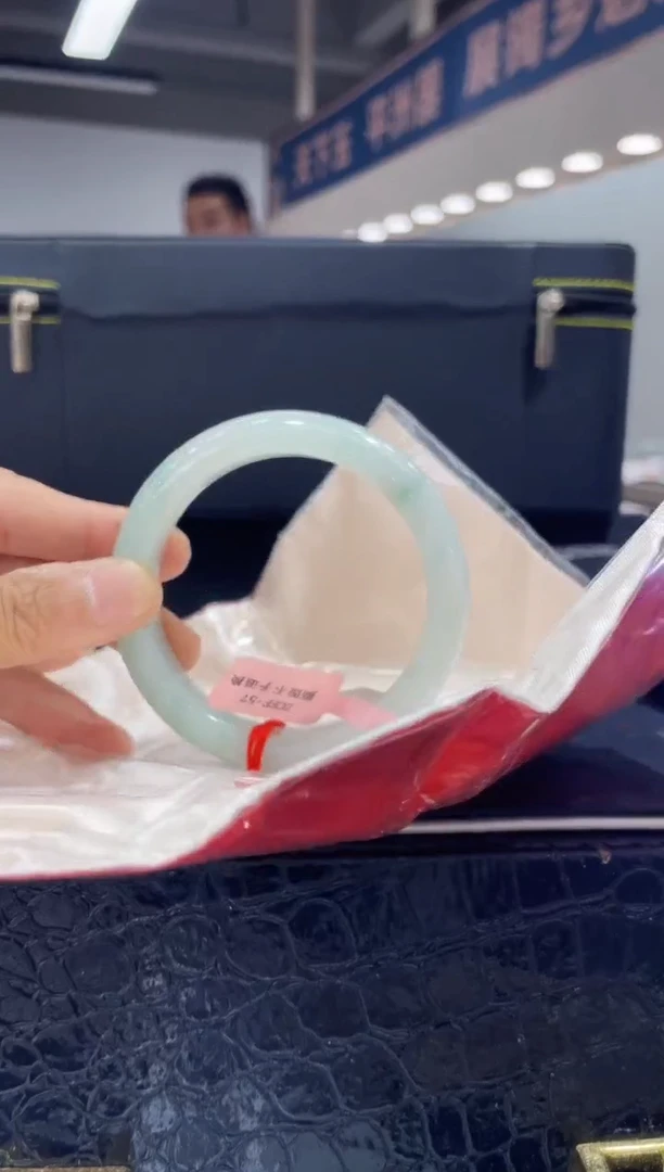 未镶嵌手镯翡翠15 5758