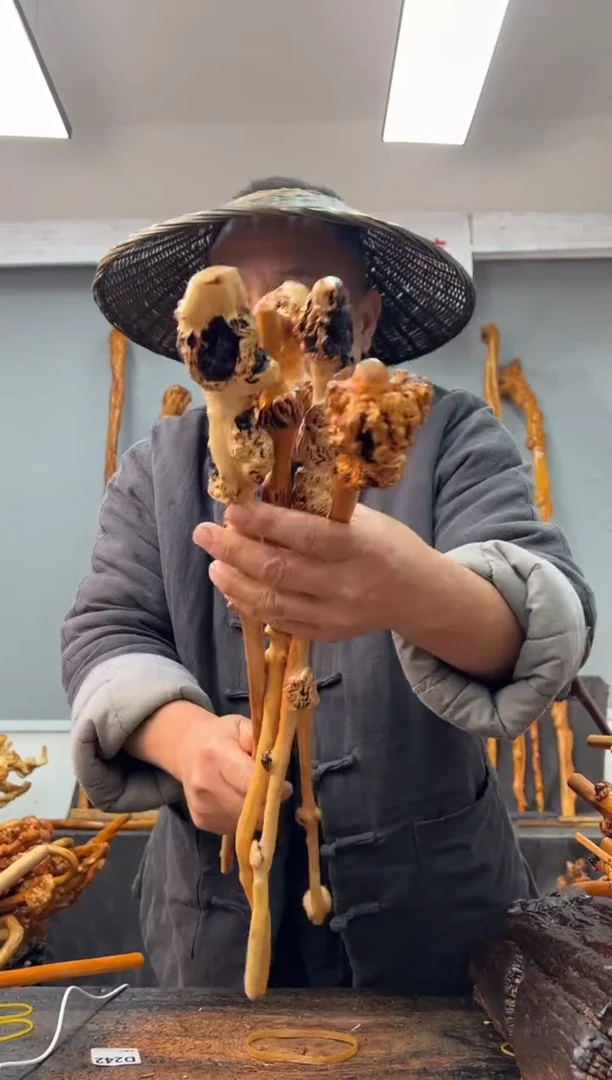 【闪购商品】黑果木其他黑果木268