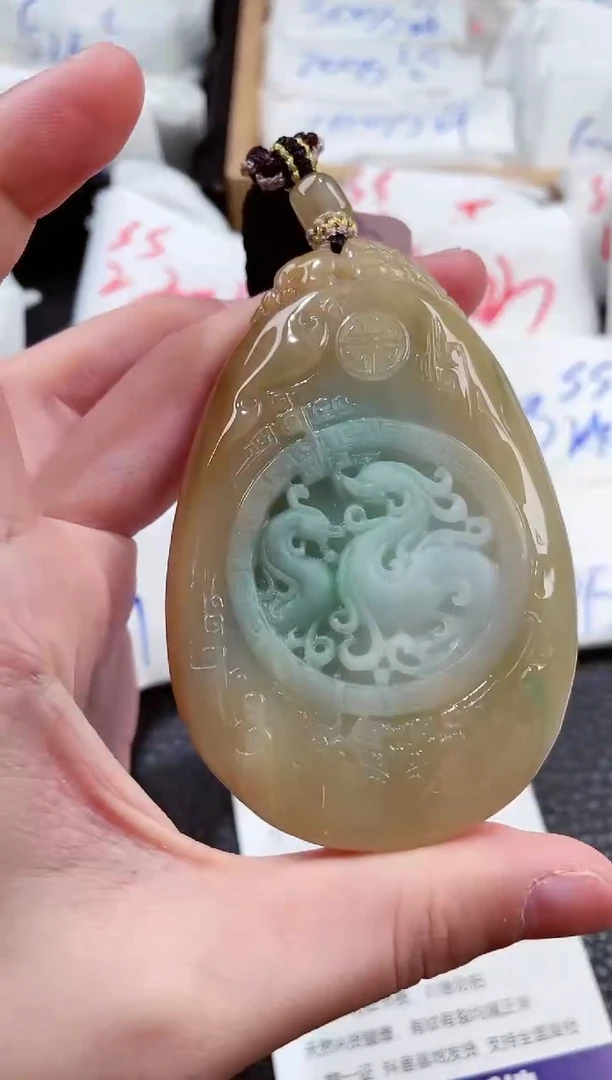 【闪购商品】翡翠颈饰未镶嵌00000026