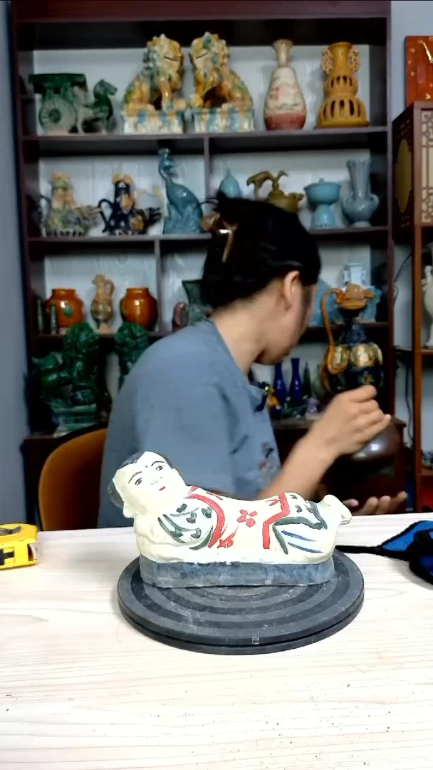 经典精美复古风格瓷器
