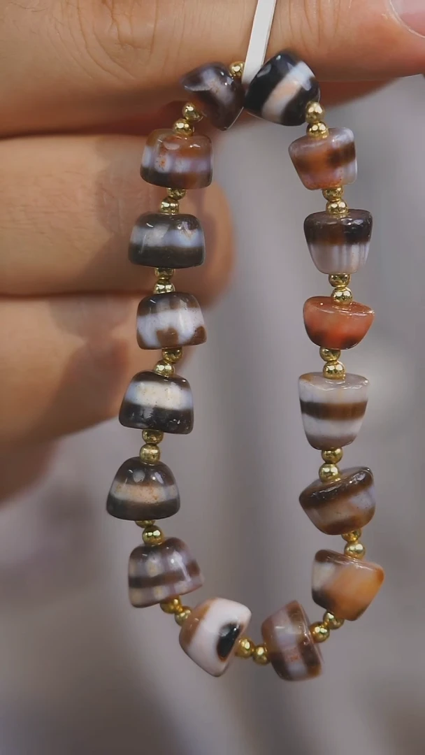 【闪购商品】玛瑙/玉髓手串未镶嵌多样性发其一