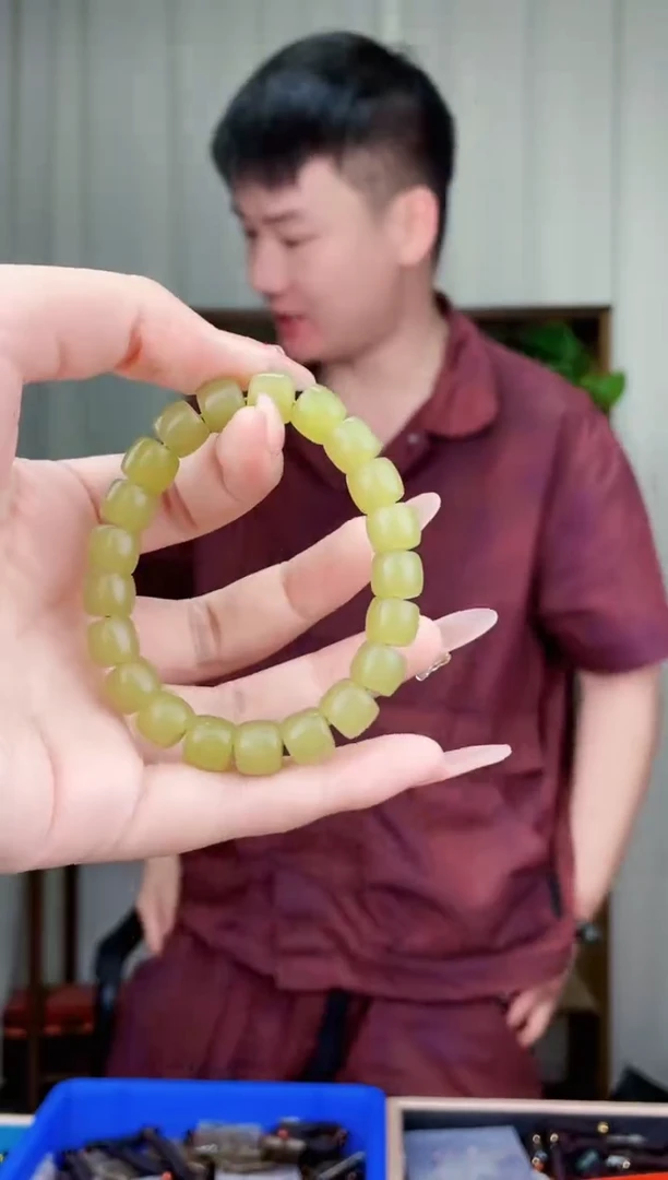 和田玉未镶嵌挂件拍一发一，多样性发货1.0