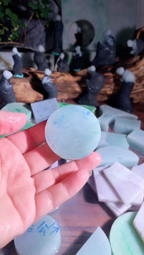 【闪购商品】翡翠吊坠(不含链)未镶嵌A33