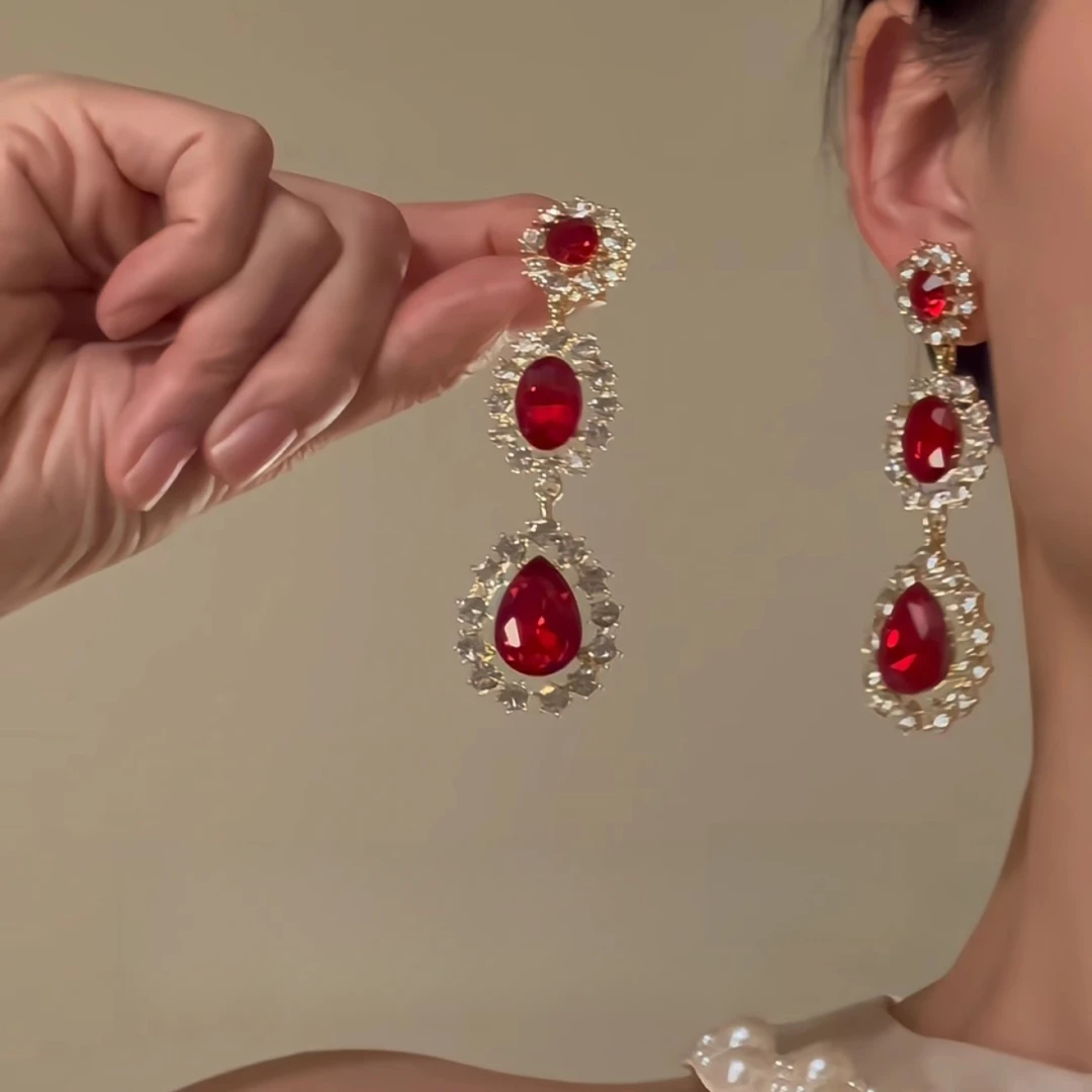 铜合金耳饰  复古宫廷风红色耳钉女轻奢高级感耳环气质新娘耳饰品