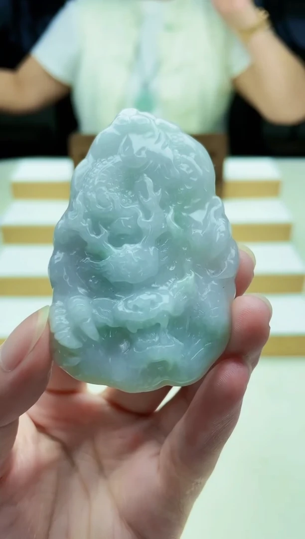 颈饰未镶嵌翡翠09240292
