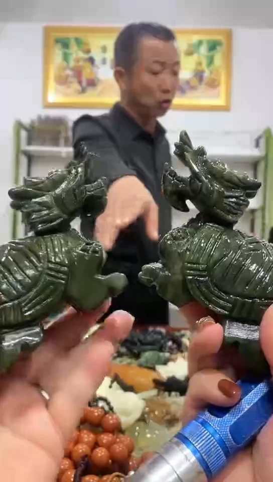 未镶嵌岫玉吊坠多样性发货发其中一件