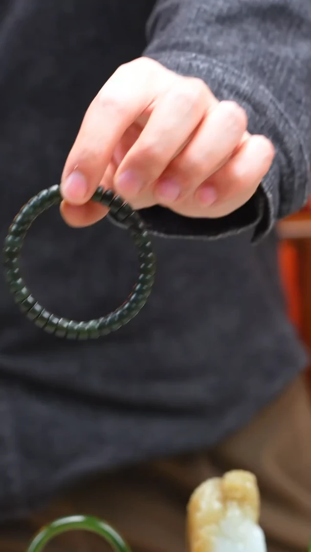 未镶嵌手串和田玉沙枣青手串特细