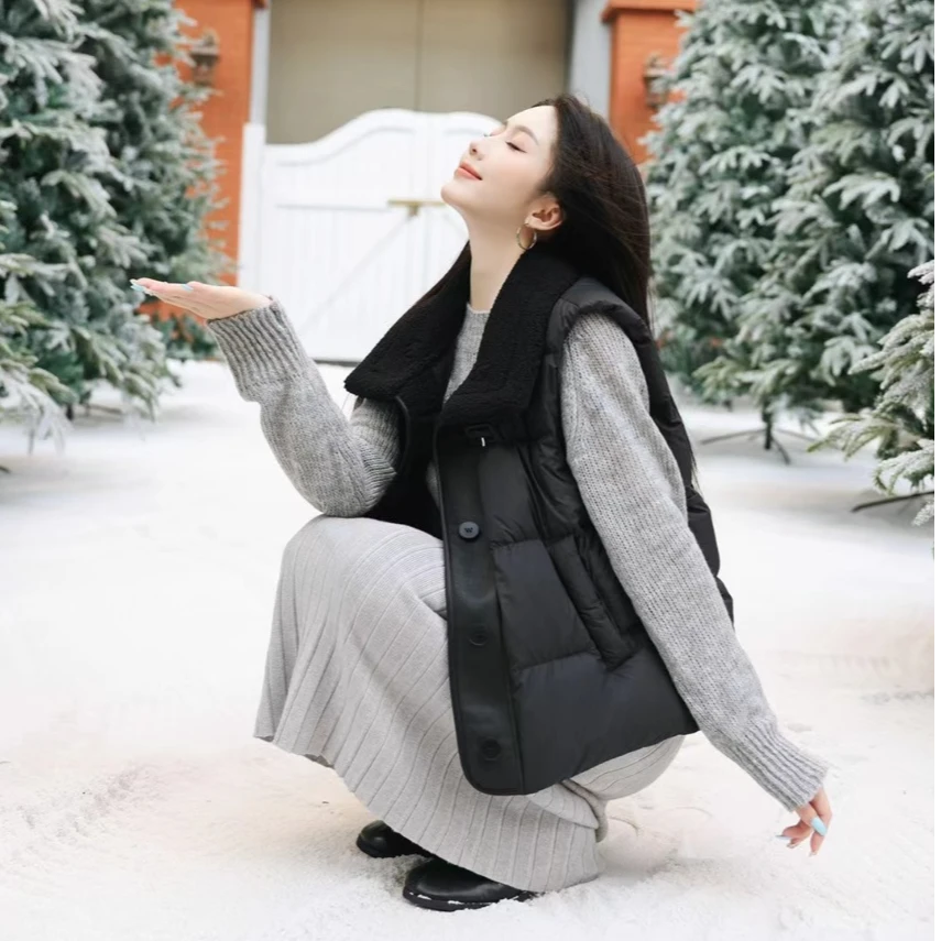 【猫总】时尚羽绒服马甲女