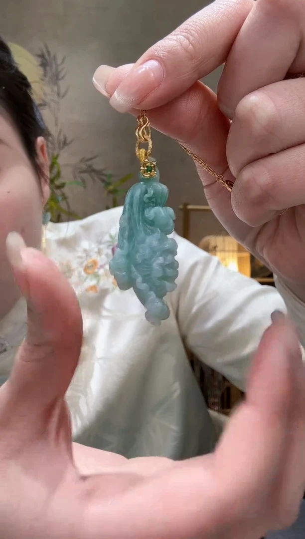 【闪购商品】翡翠颈饰未镶嵌吊坠