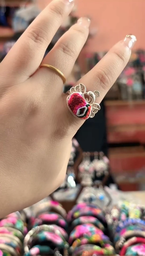 艺枝独绣手工饰品61