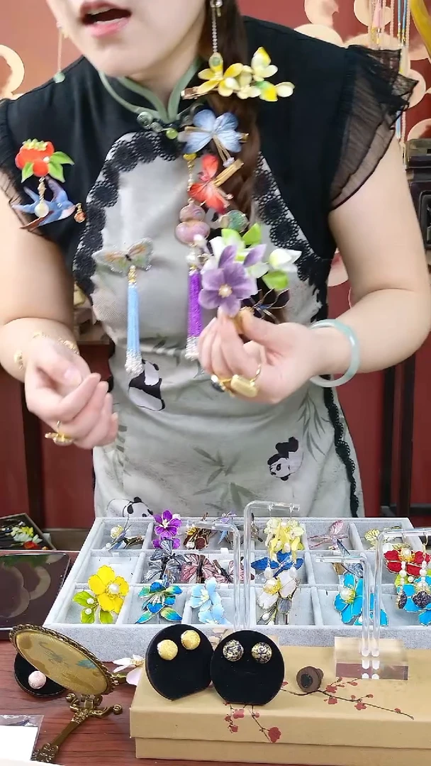 刺绣宋锦耳钩002