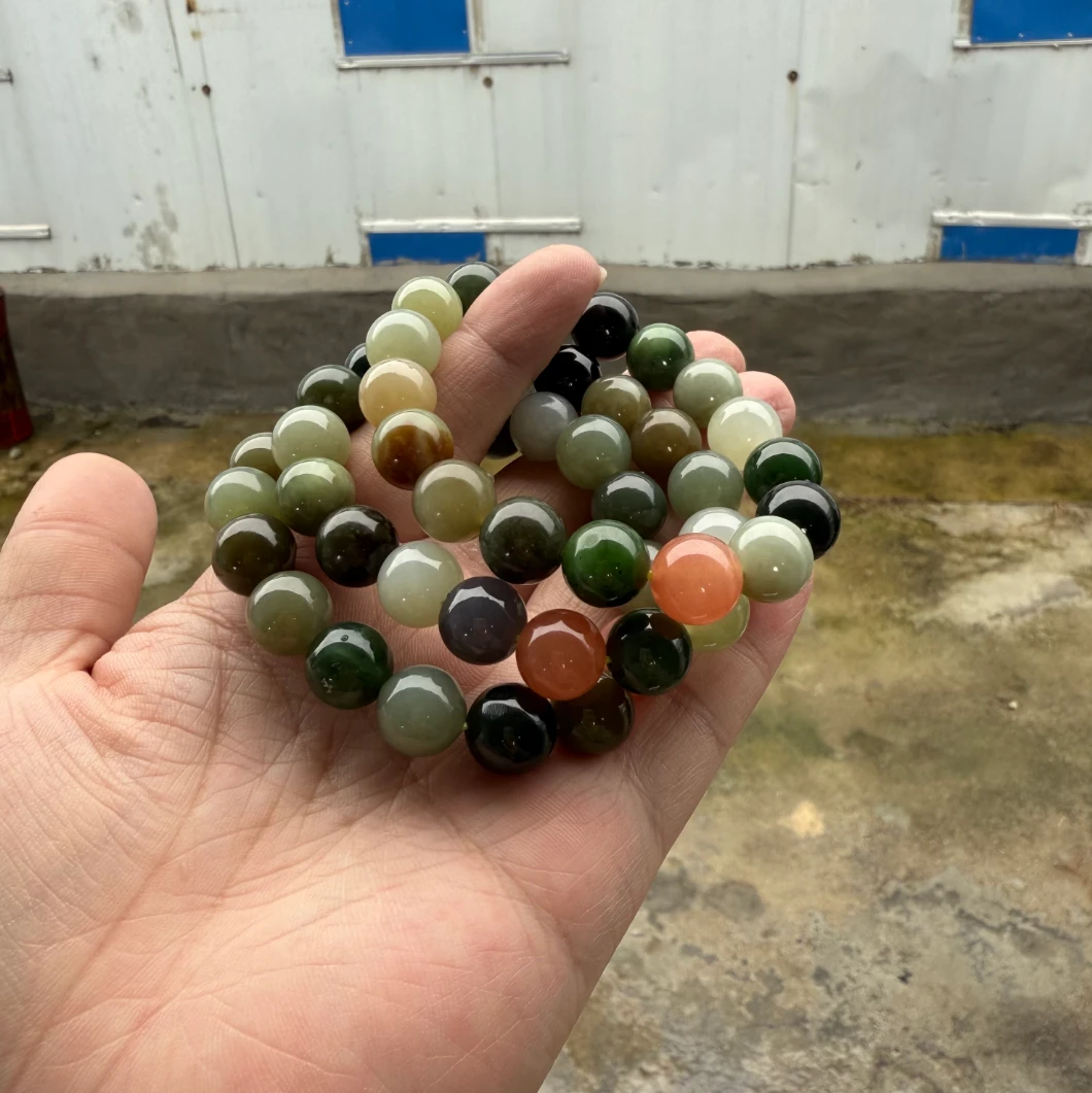 SC47和田玉多宝手串卡12mm 多样性发一（微瑕）