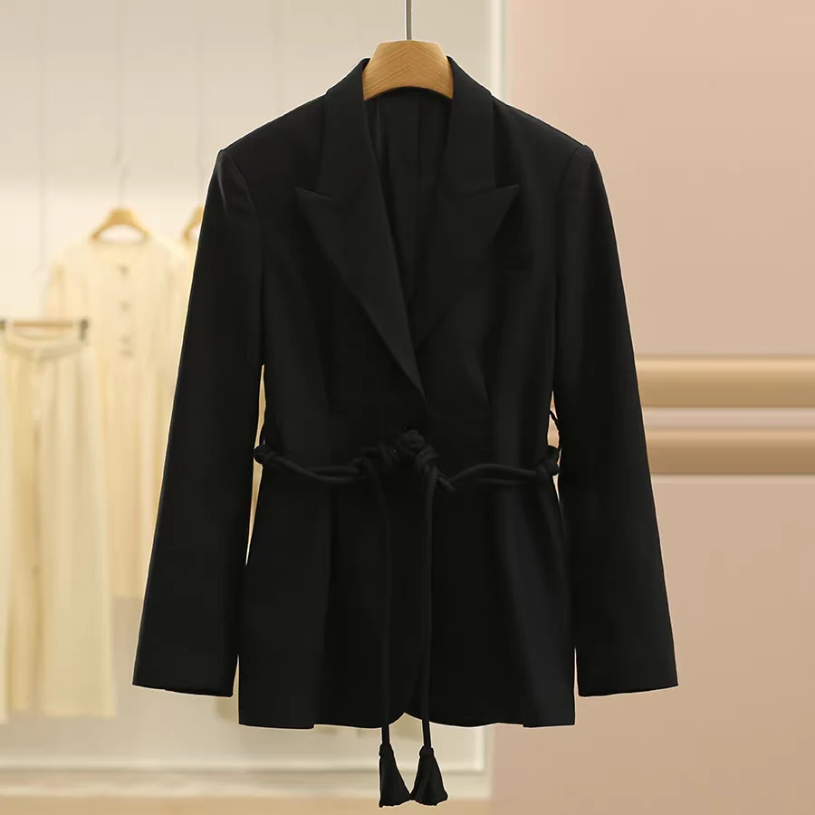 3彩绵羊毛高智精英流苏收腰小西装