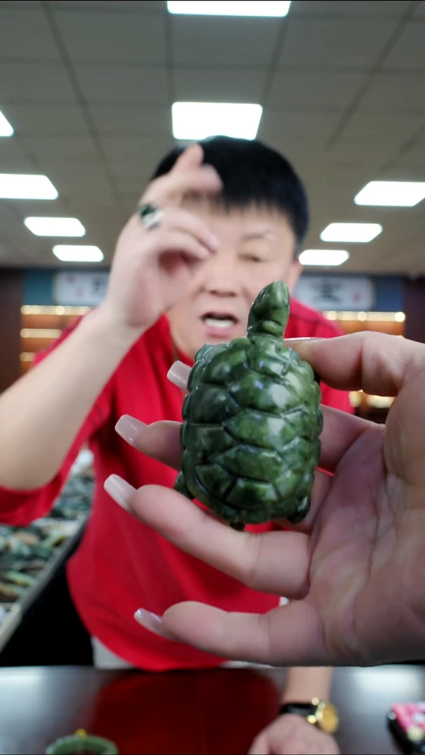 未镶嵌蛇纹石玉摆件多样是发货随机发一