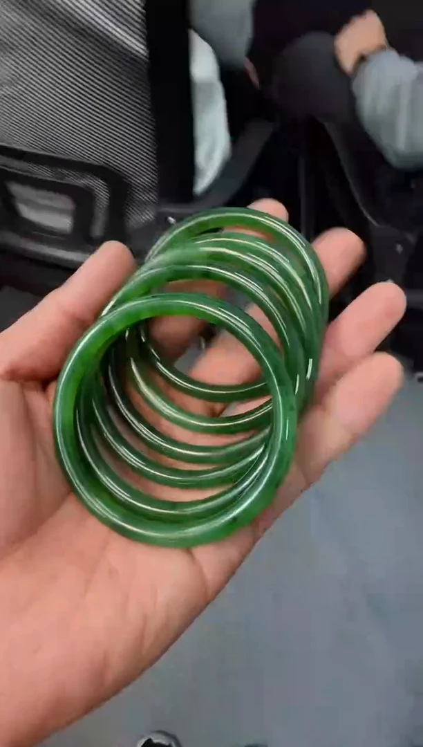 【闪购商品】和田玉手镯未镶嵌多样性发货拍一发一