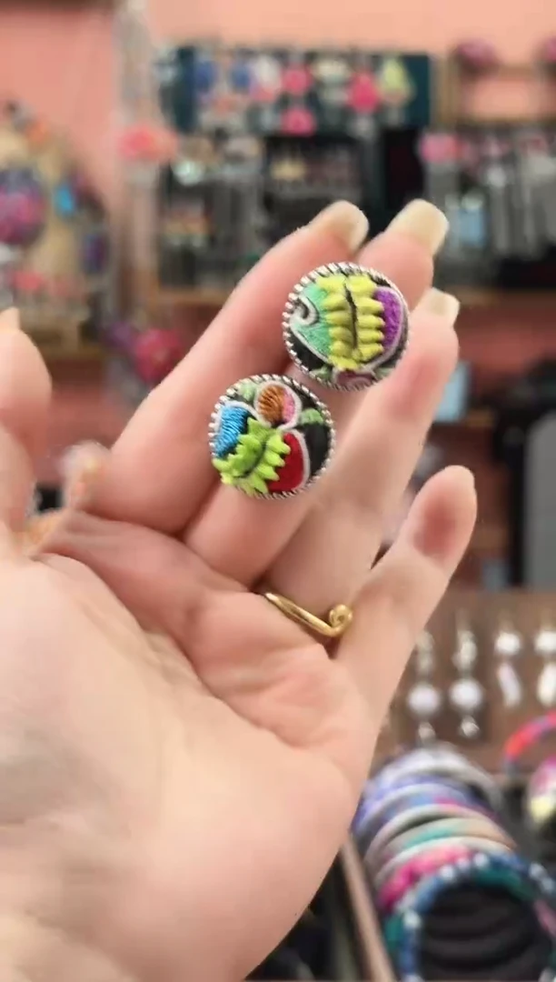 织绣艺枝独绣手工饰品67