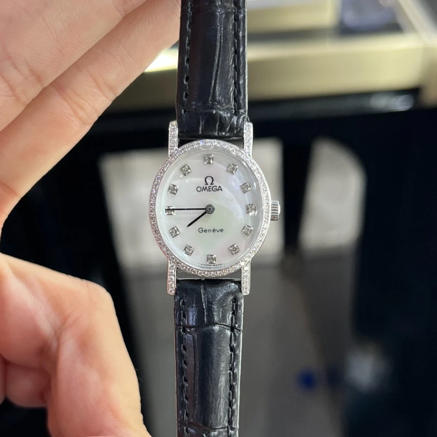 95新 Omega/欧米茄 手动机械后钻20*23mm/公价32999/w12323