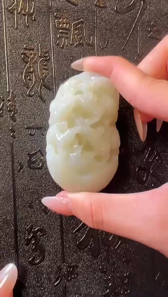 颈饰未镶嵌和田玉1111111