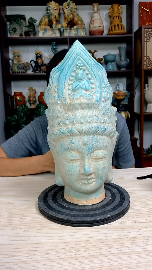 经典w****丘精美复古风格瓷器